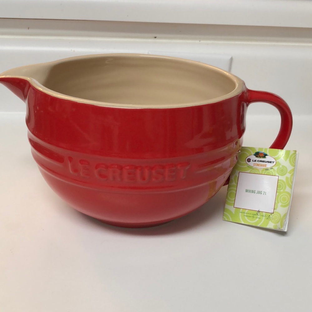 LeCreuset batter bowl/mixing jug 2L